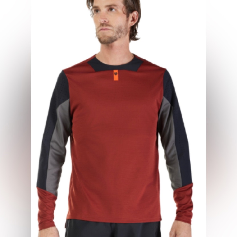 New Fox Racing MTB Defend Long Sleeve Jersey STYLE #: 32367-180-M / Rust Brown